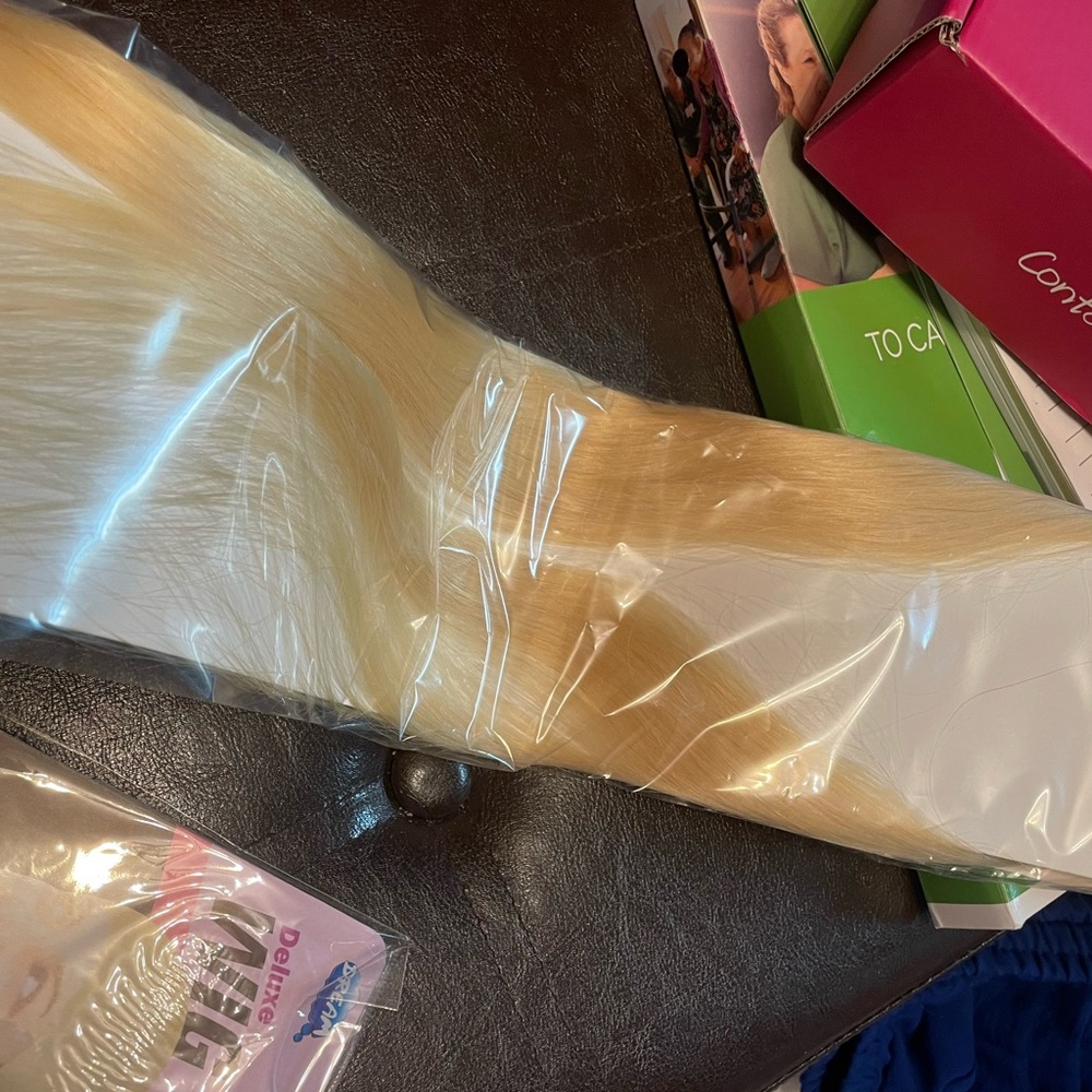 100% VIRGIN HUMAN HAIR CLIPS 20” 9 CLIPS!
